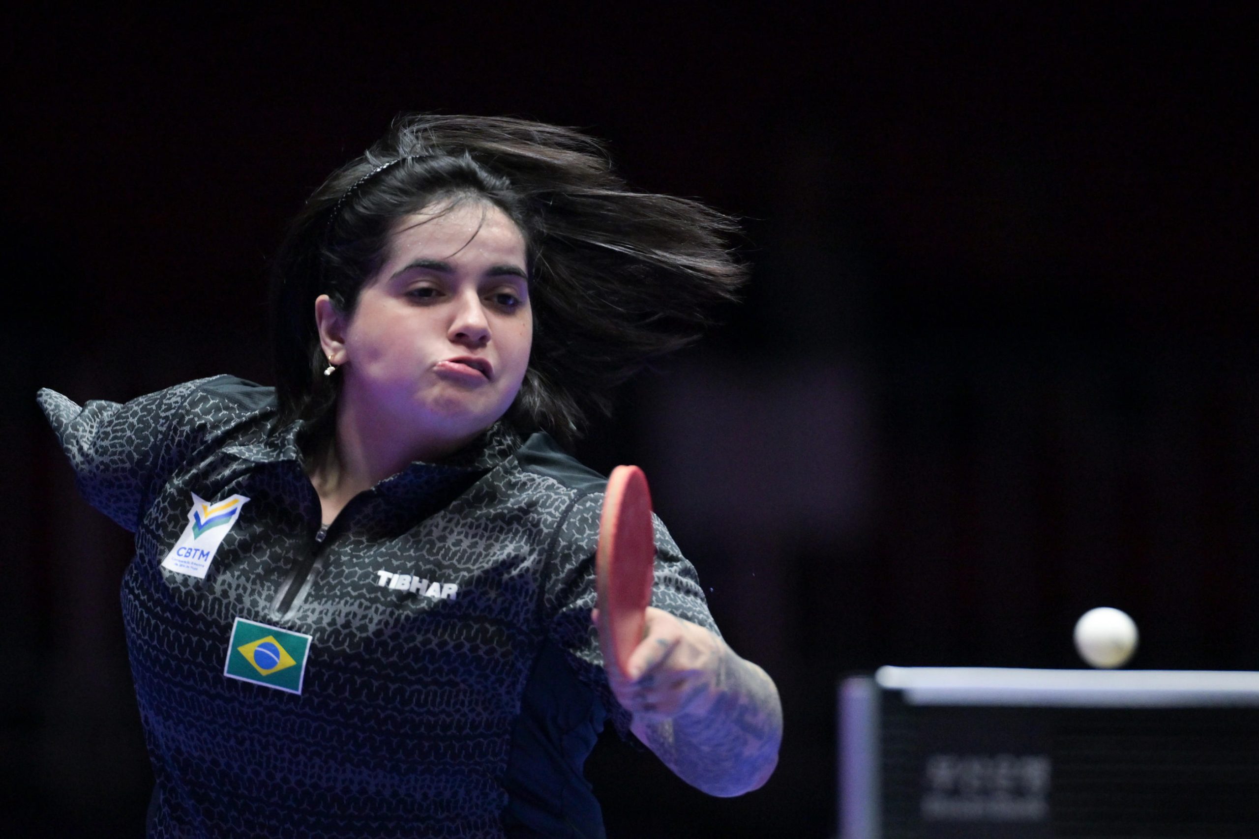 découvrez les matchs de tennis de table aux jeux olympiques et paralympiques de paris, où passion, compétition et inclusivité se rencontrent pour des performances inoubliables.